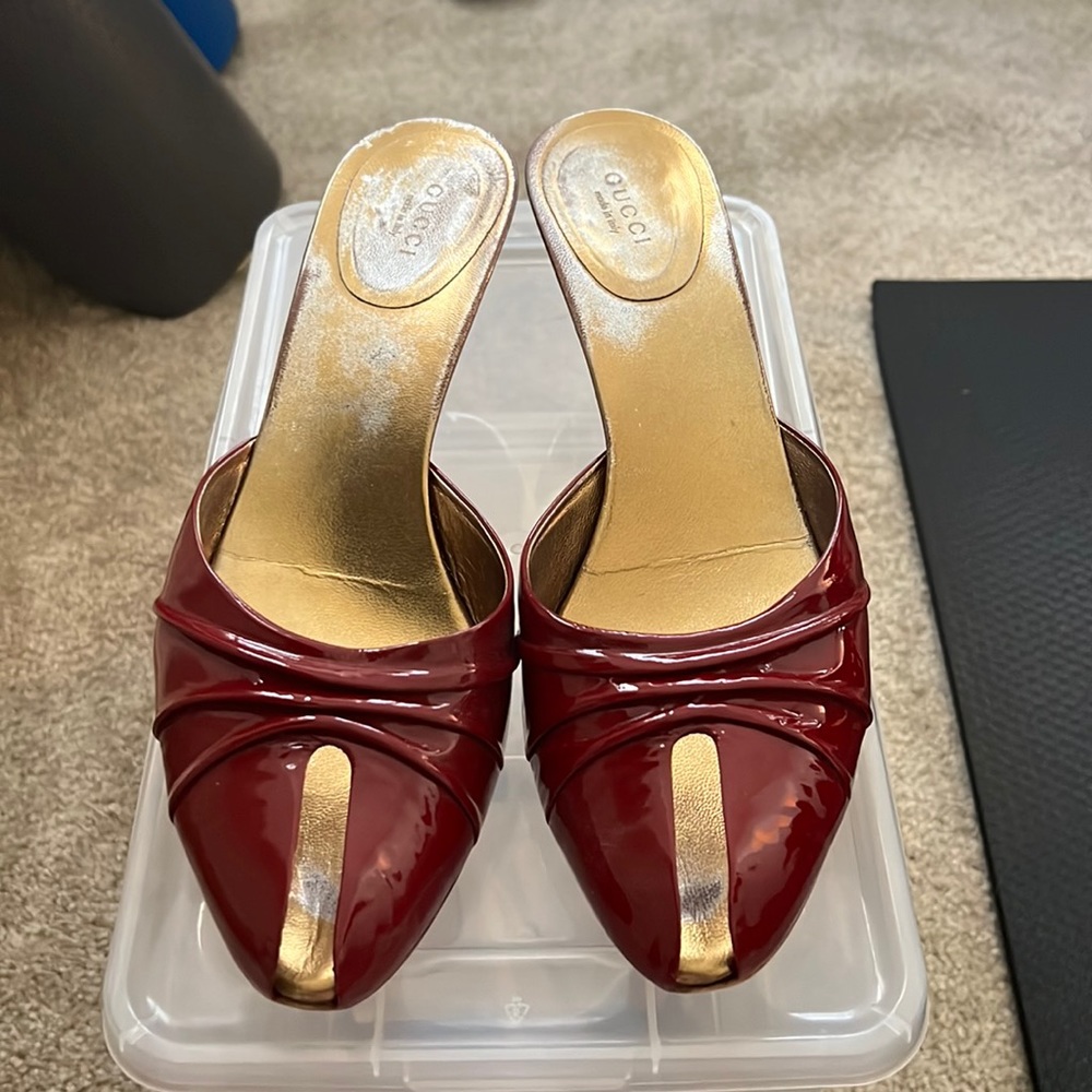 Gucci sandals